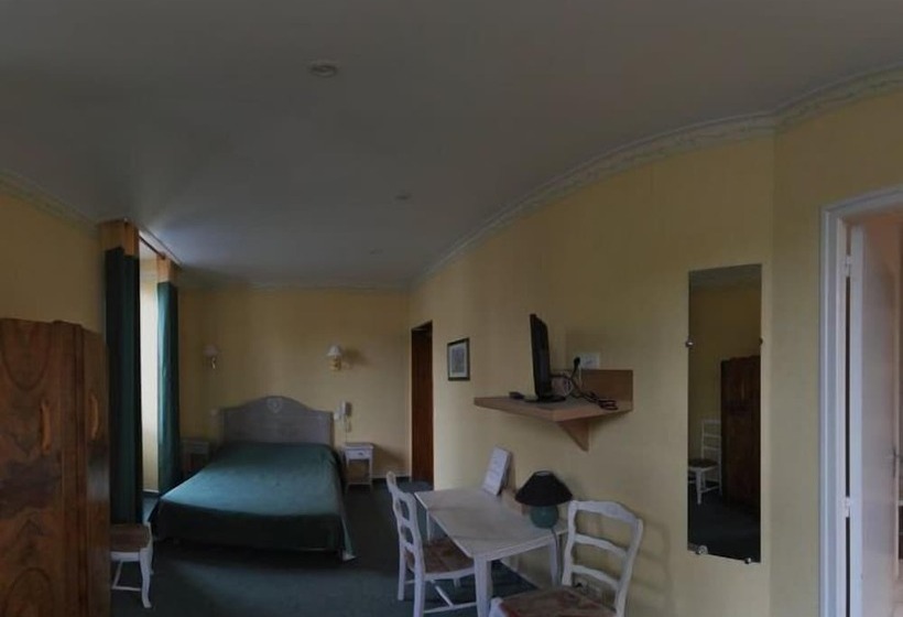 Номер Стандарт Трехместный, Logis Le Bretagne