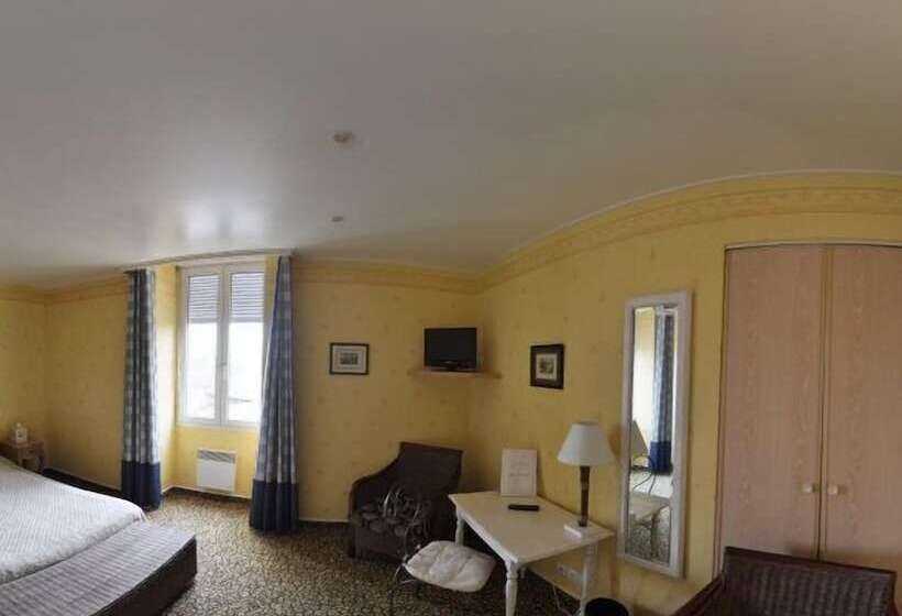 スタンダードトリプルルーム, Logis Le Bretagne