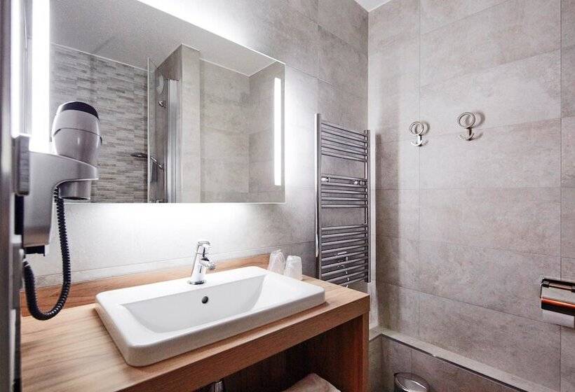 اتاق استاندارد, Kyriad Clermont Ferrand Nord  Riom