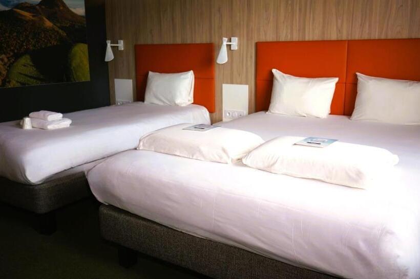 غرفة قياسية ثلاثية, Kyriad Clermont Ferrand Nord  Riom