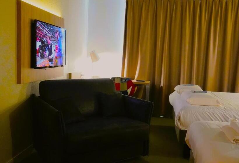 اتاق استاندارد چهار تخته, Kyriad Clermont Ferrand Nord  Riom