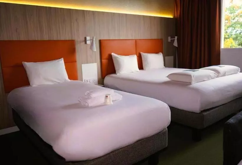スタンダード４人部屋, Kyriad Clermont Ferrand Nord  Riom