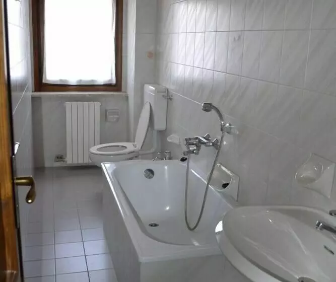 اتاق استاندارد یک نفره, Piccolo Chalet