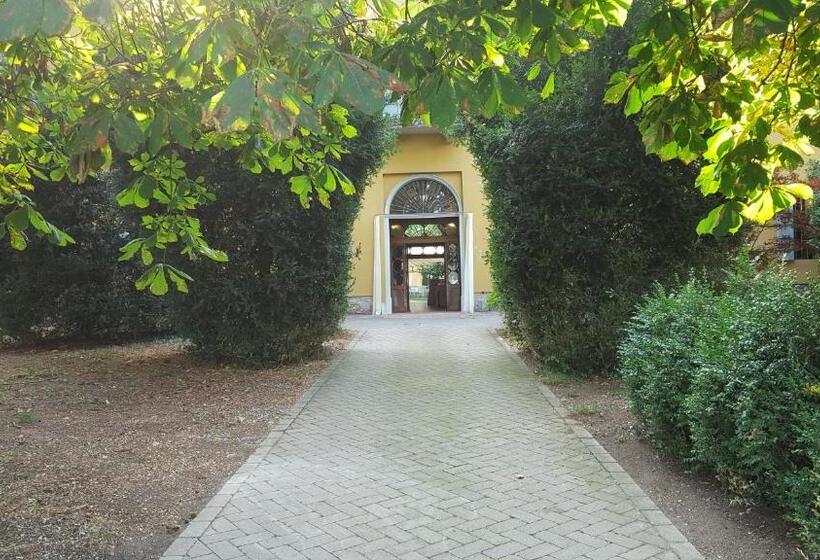 Chambre Standard Lit King Size, Villa Ghia