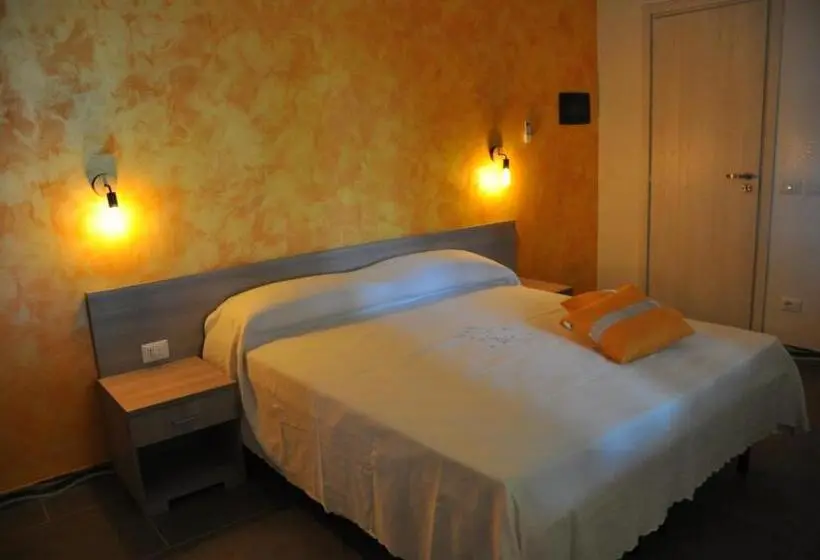 اتاق استاندارد, La Fenice