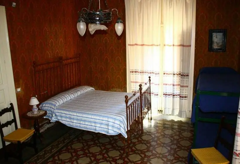 スタンダード4人部屋, B&b Sotto I Pini