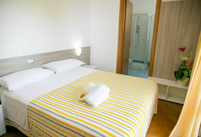 חדר סטנדרט לשלושה, Primo Sole