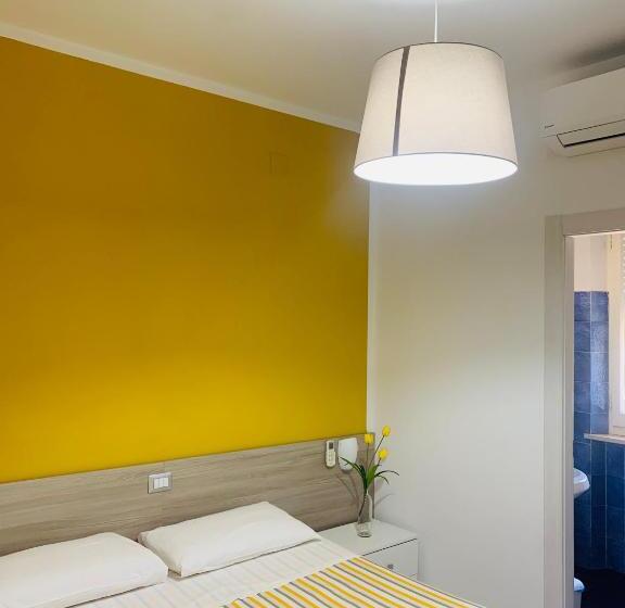 חדר אקונומי, Primo Sole