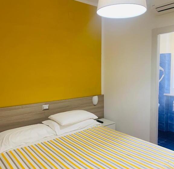 חדר אקונומי, Primo Sole