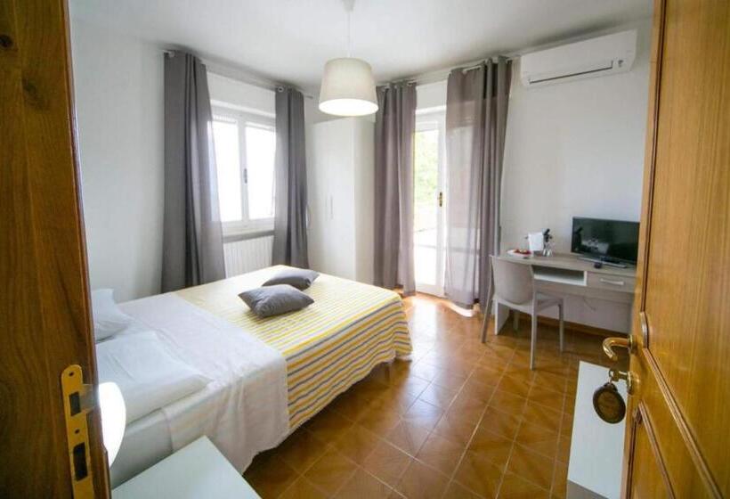 Standard room with outdoor bath, Primo Sole