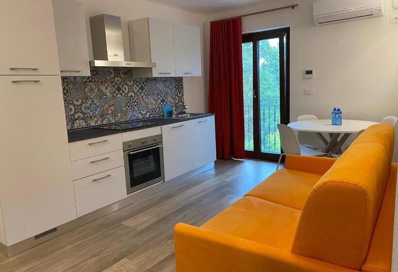 Апартаменты 1 Спальня Вид на Сад, Villa Vigneto