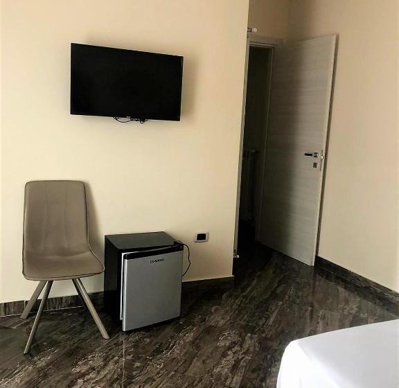 Четырехместный Номер Стандарт, Guest House Loriano