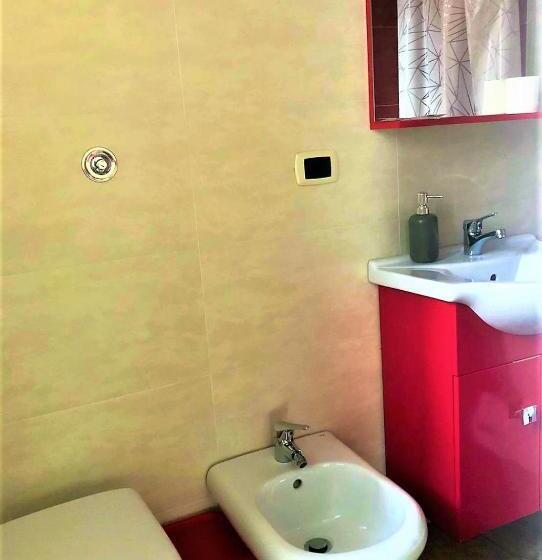 Четырехместный Номер Стандарт, Guest House Loriano