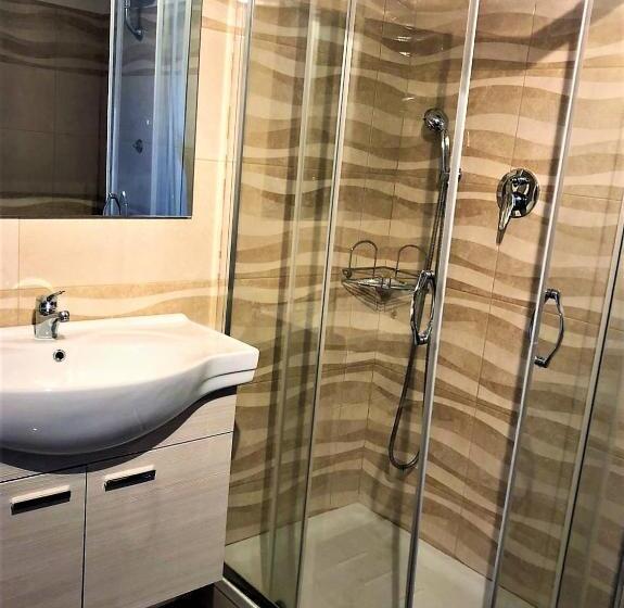 Номер Стандарт Трехместный, Guest House Loriano