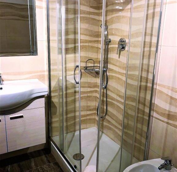 Номер Стандарт Трехместный, Guest House Loriano