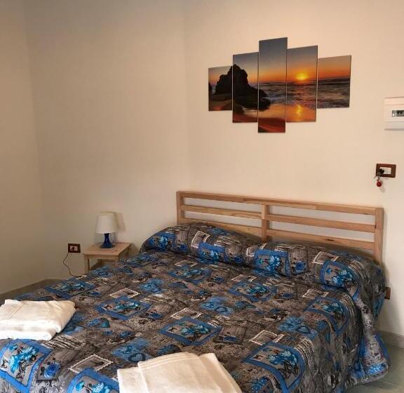 חדר דלוקס נוף לים, Villa Belvedere