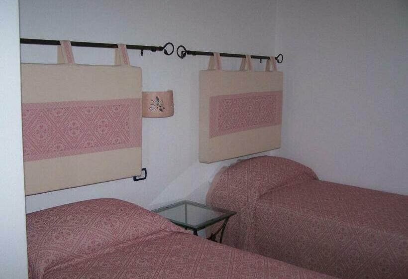 חדר סטנדרט, Agriturismo La Rocca Manna