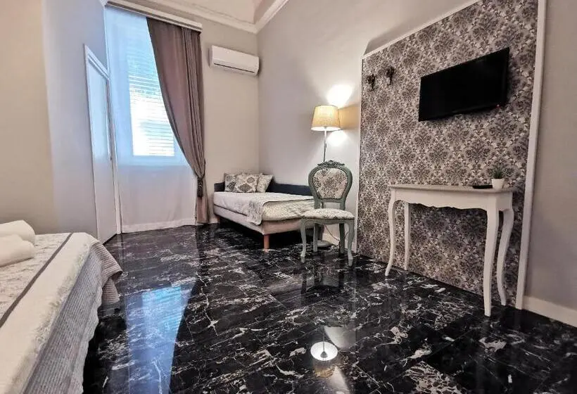 اتاق استاندارد سه نفره, Il Galleone