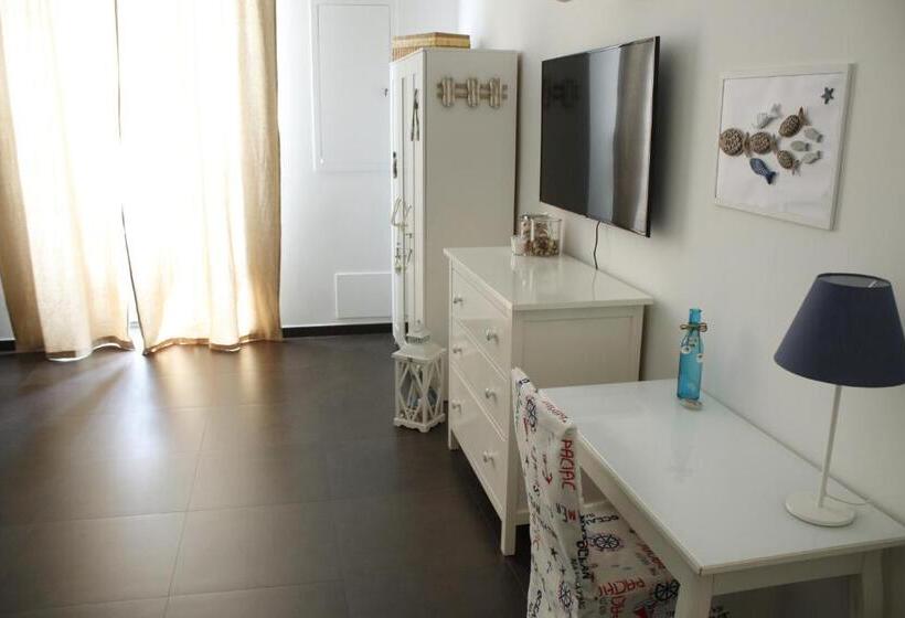 חדר דחוקס עם מיטת קינג, Acqua Cotta