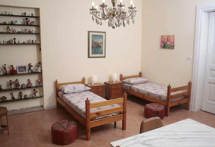 اتاق استاندارد چهار تخته با چشم‌انداز دریا, Ag Home Adragna