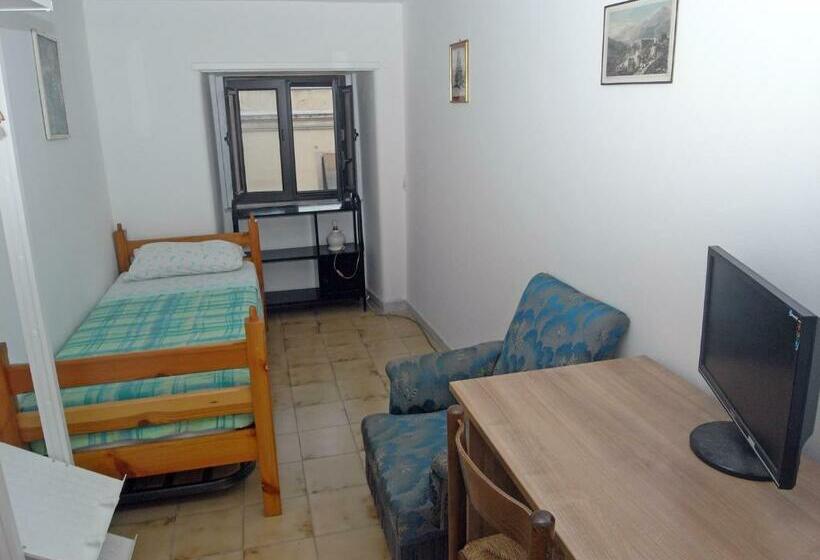 اتاق استاندارد یک نفره, Ag Home Adragna