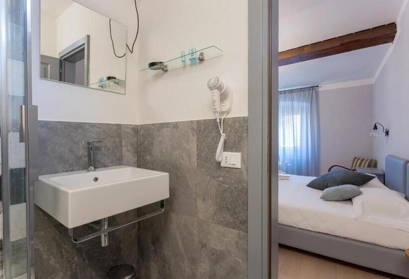 اتاق لوکس سه تخته, Santo Spirito Venti