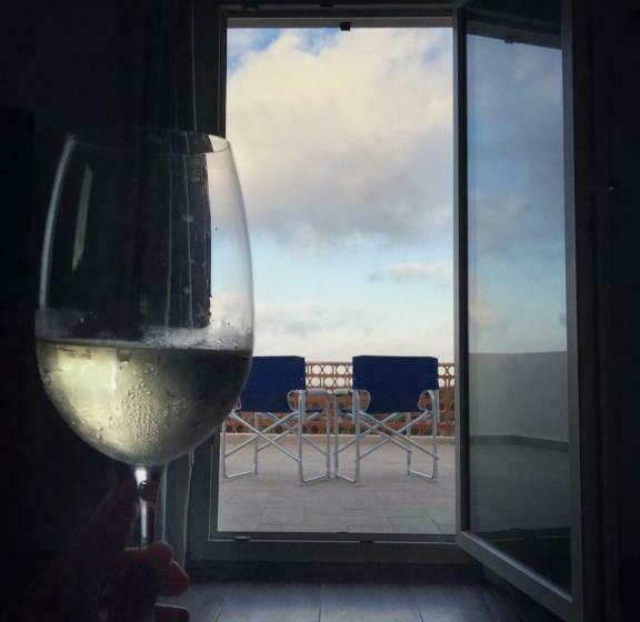 غرفة قياسية مطلّة علي البحر مزوَّدة بشُرفة, Villa Brigida