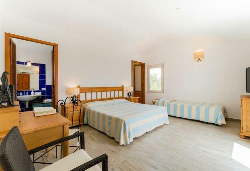 غرفة قياسية مطلّة علي البحر مزوَّدة بشُرفة, Villa Brigida