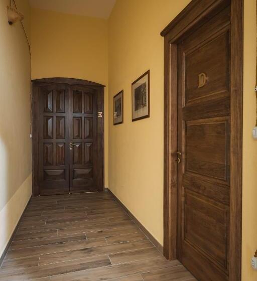 スタンダードトリプルルーム, Casale Trainaro