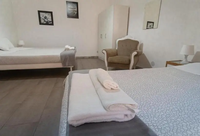 スタンダード４人部屋, Al Qatta Bed & Breakfast