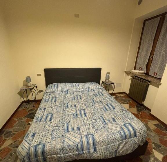 غرفة قياسية مع حمام خارجي, B&b Luna