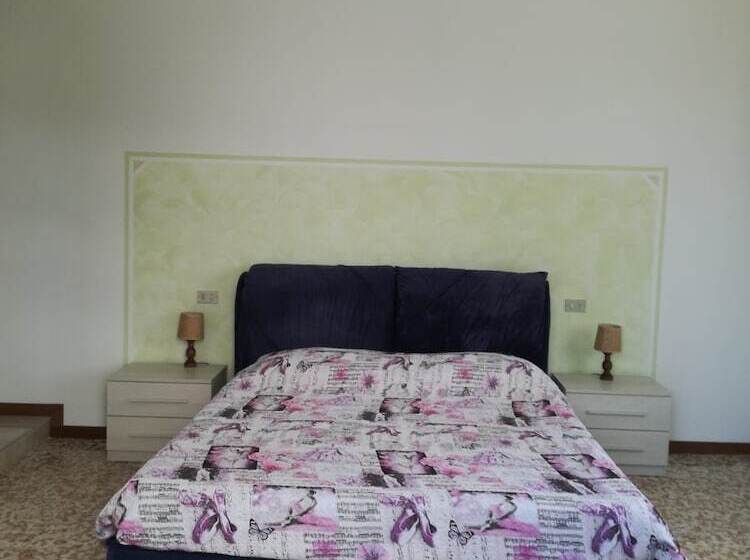 Номер Стандарт, B&b Luna