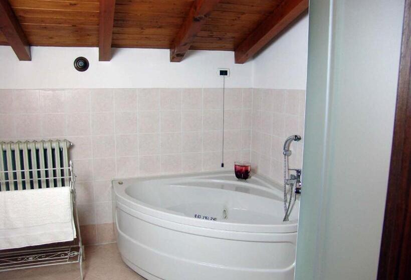 Номер Стандарт с Гидромассажем, Casa Vacanze Cascina Campagnola
