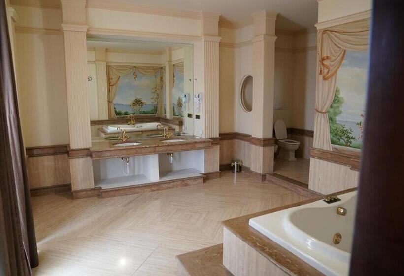 سوئیت با تخت بزرگ, Villa Princi