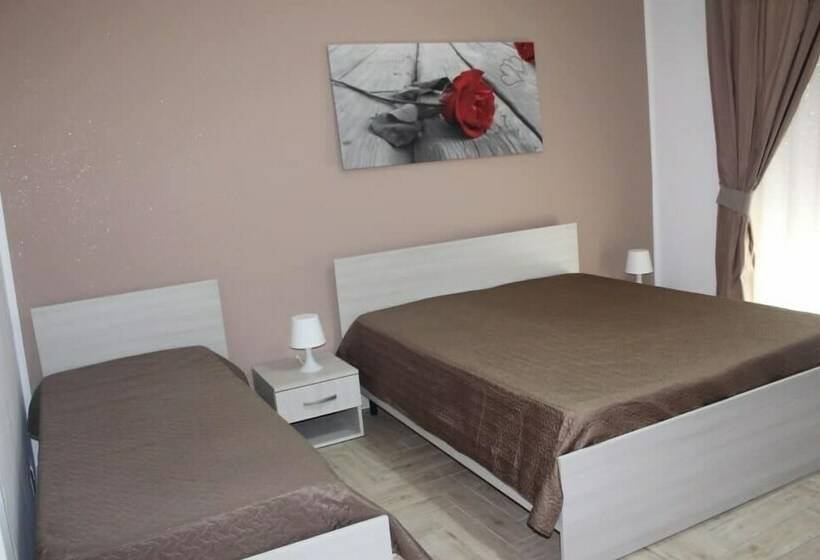 スタンダードトリプルルーム, Affittacamere La Traversa