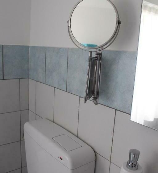 اتاق استاندارد سه نفره, Affittacamere La Traversa