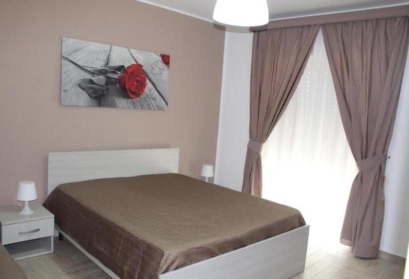 スタンダードトリプルルーム, Affittacamere La Traversa