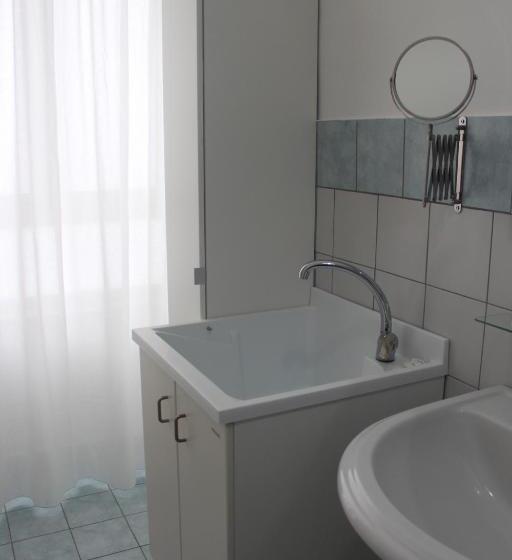 スタンダードトリプルルーム, Affittacamere La Traversa