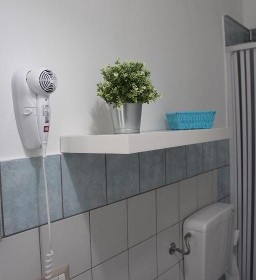 スタンダードトリプルルーム, Affittacamere La Traversa