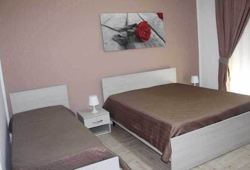 スタンダードトリプルルーム, Affittacamere La Traversa