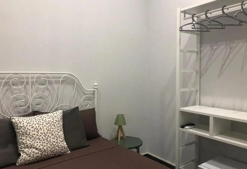 スタンダードルーム, B&b Meliora Rooms