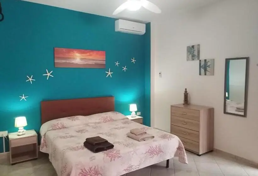 Standard room with outdoor bath, Bed & Breakfast Gli Alisei