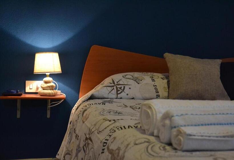 Standard room with outdoor bath, Bed & Breakfast Gli Alisei