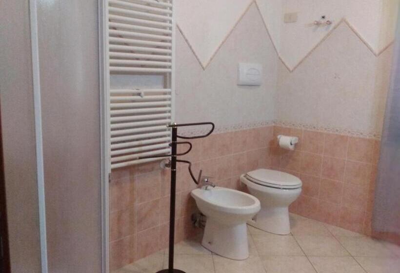 Standard room with outdoor bath, Bed & Breakfast Gli Alisei