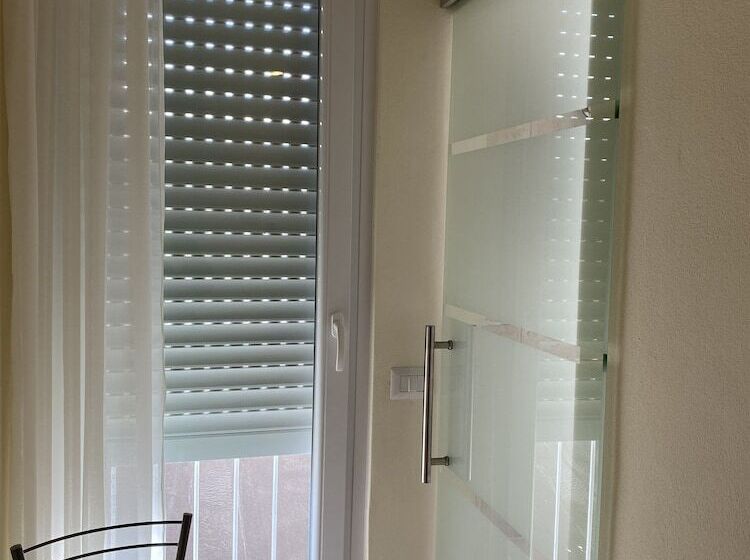 غرفة إقتصادية, Acquaviva Experience B&b