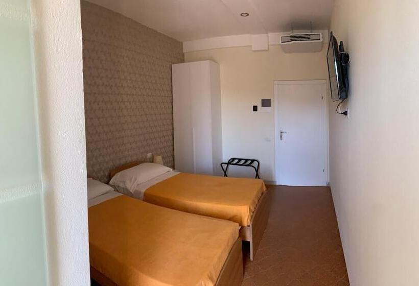 غرفة إقتصادية, Acquaviva Experience B&b