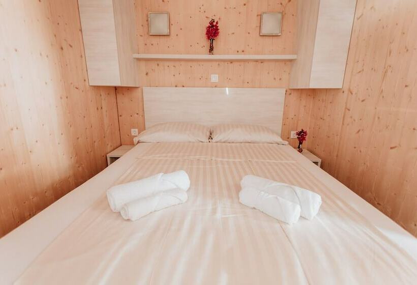 1间卧室的房子, Abbatoggia Village