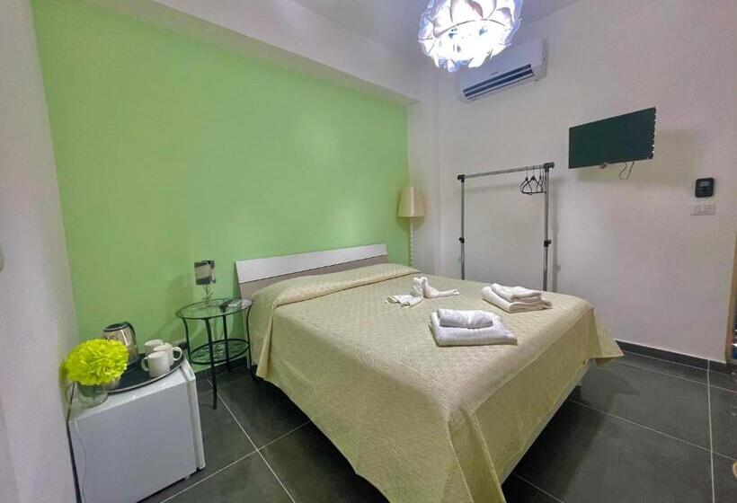 חדר סטנדרט עם מרפסת, B&b La Fenice