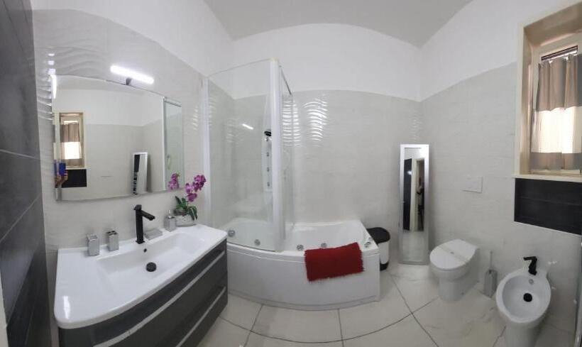 Люкс Кровать Кинг, Sea Garden   Gallipoli