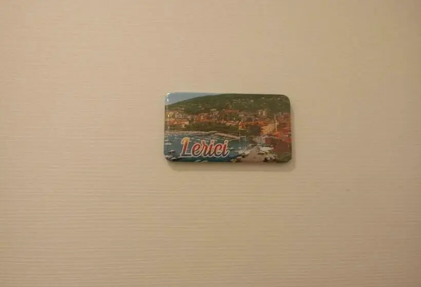 اتاق استاندارد, Travel House